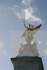 714逾期半年利息