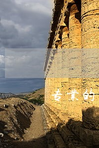 专业的车祸赔偿律师多少钱 专业的车祸赔偿律师多少钱