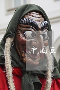 中国反垄断立法中几个问题的探讨 中国反垄断立法中几个问题的探讨