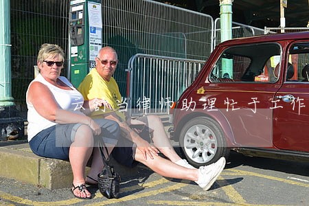 云舒当律师助理忙于工作
