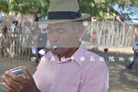 伊娃离婚申请获法院批准 伊娃离婚申请获法院批准