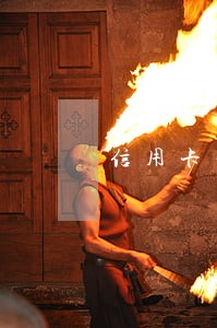 信用卡年费逾期银行坐收渔利 信用卡年费逾期银行坐收渔利