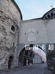 信用卡超了十二点还款算逾期吗