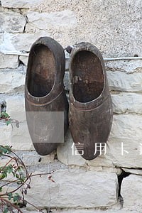 信用卡逾期一年且不接电话会如何 信用卡逾期一年且不接电话会如何