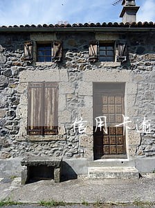 信用卡逾期一年多还能再申请吗 信用卡逾期一年多还能再申请吗