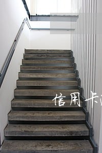 信用卡逾期下额度为0吗 信用卡逾期下额度为0吗
