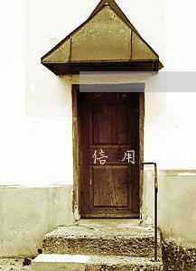 信用卡逾期了还能正常使用么
