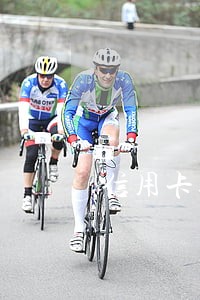 信用卡逾期催收一般先联系那个 信用卡逾期催收一般先联系那个