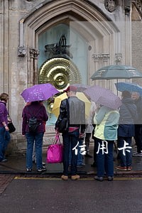信用卡逾期多久用不了 信用卡逾期多久用不了