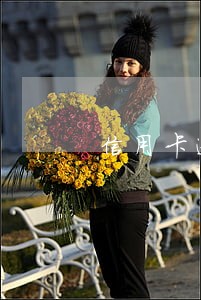 信用卡逾期收取什么费用 信用卡逾期收取什么费用