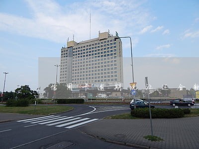信用卡逾期说让还全款