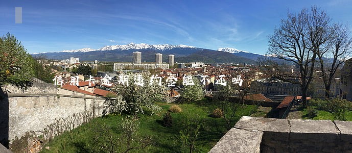 信用卡逾期违约金能不还吗