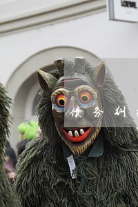 债务纠纷打官司律师费怎么收 债务纠纷打官司律师费怎么收
