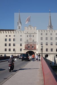 劳动合同法企业违反 劳动合同法企业违反