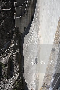 合作适用哪个法律关系