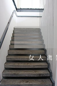 女人离婚了后孩子跟着前夫 女人离婚了后孩子跟着前夫