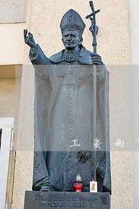 工资两万逾期16次 工资两万逾期16次