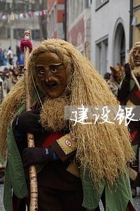 建设银行信用卡逾期多久自动扣款 建设银行信用卡逾期多久自动扣款