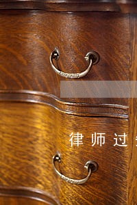 律师过失犯罪是否吊销律师证的啊 律师过失犯罪是否吊销律师证的啊
