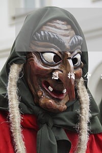 想找个免费的律师