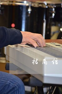 招商信用卡逾期几天给打电话
