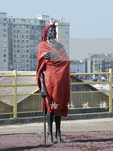 捡垃圾桶新衣服算违法吗 捡垃圾桶新衣服算违法吗