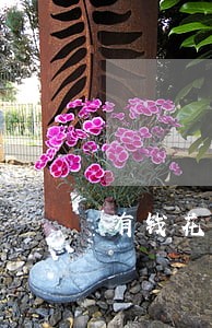 有钱花借1万逾期两年要还多少 有钱花借1万逾期两年要还多少