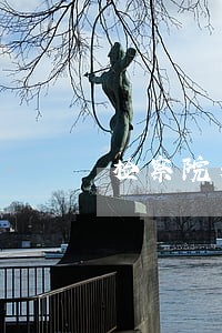 检察院和法院哪个更黑 检察院和法院哪个更黑