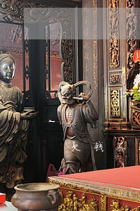 欠钱不还起诉聘请律师