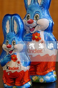 汽车逾期被拖走了要交多少违约金 汽车逾期被拖走了要交多少违约金