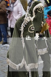 法律工作者和律师收费标准 法律工作者和律师收费标准