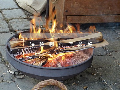 法院哪个厅最好