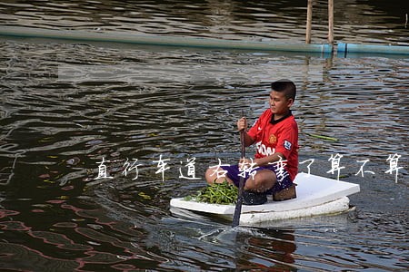 直行车道右转弯了算不算违法 直行车道右转弯了算不算违法