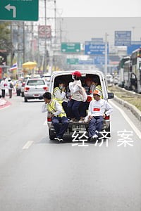 经济案件被委托人不是律师可以吗 经济案件被委托人不是律师可以吗