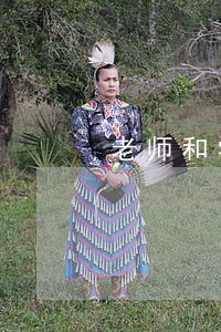 老师和学生的什么类型的法律关系