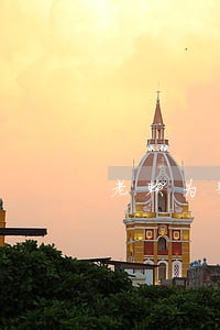 老赖为躲避法院执行竟藏身衣柜