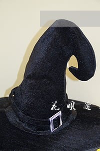 花呗逾期三个月会给亲属打电话吗