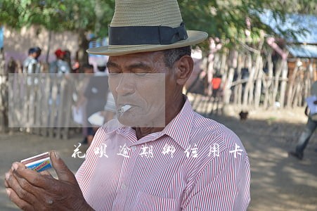 花呗逾期绑信用卡 花呗逾期绑信用卡