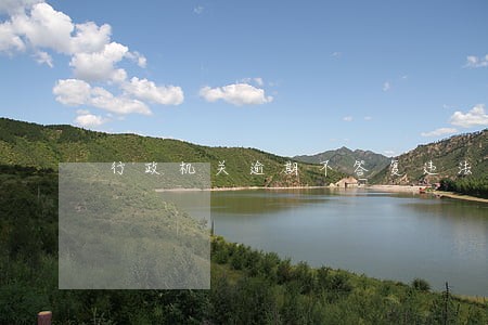 行政机关逾期不答复违法吗 行政机关逾期不答复违法吗