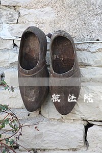 被法院扣押的车辆逾期年检报废