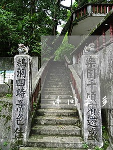 请问卖多少算违法