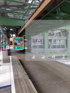 谈谈对法院司法公开四大平台的认识