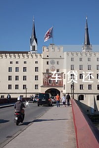 车贷还款逾期6天有没有影响 车贷还款逾期6天有没有影响