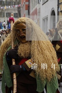 逾期年审涉水保险理赔吗 逾期年审涉水保险理赔吗