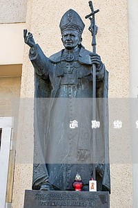 逾期缴纳土地出让金的后果 逾期缴纳土地出让金的后果
