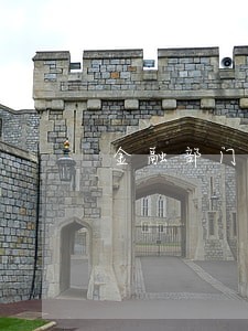 金融部门人士指出此举违法 金融部门人士指出此举违法