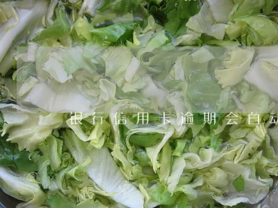银行信用卡逾期会自动扣款吗 银行信用卡逾期会自动扣款吗