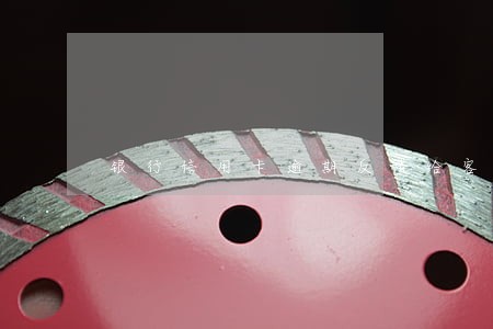 银行信用卡逾期反馈给客服没反应 银行信用卡逾期反馈给客服没反应